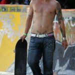 bam-margera-shirtless