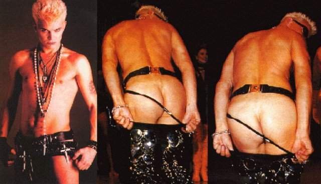 Famous Rockstar Billy Idol Nude on Stage