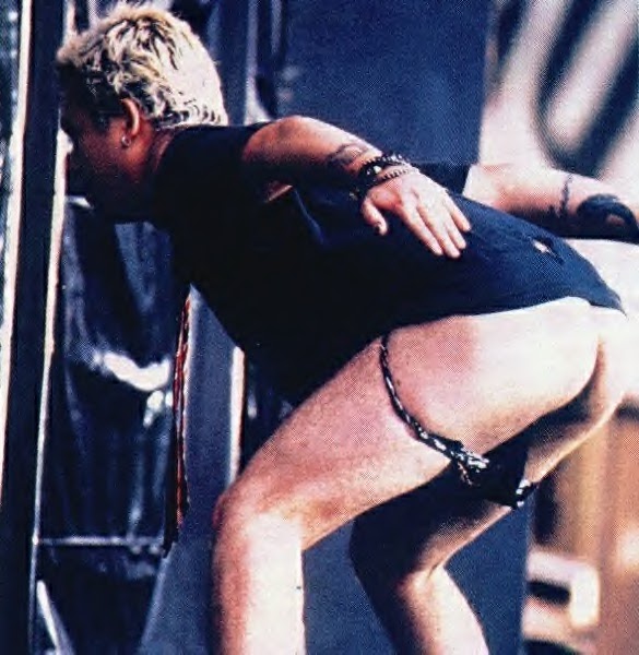 Rockstar Billy Joe Armstrong Showing His Naked Ass